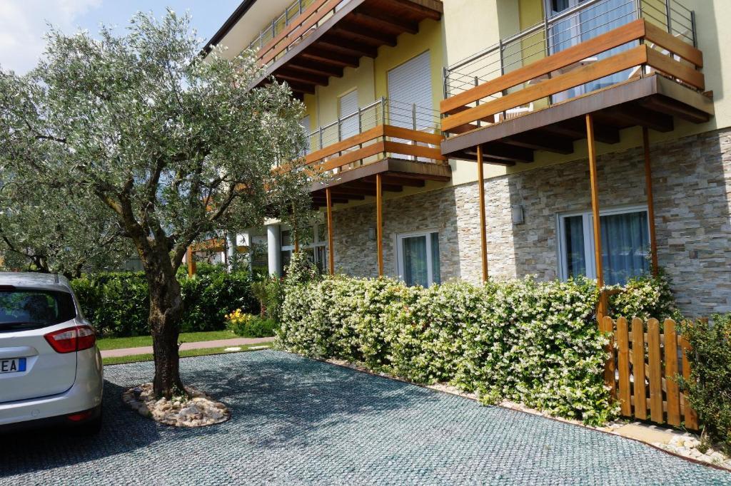 Aparthotel Rivachiara *